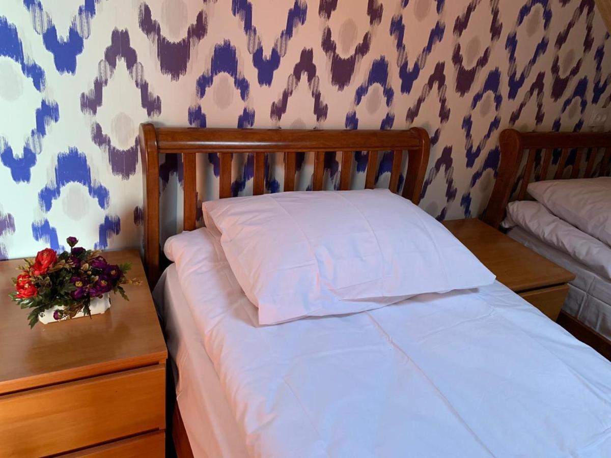 Bolnisi Elia Hotel Bagian luar foto
