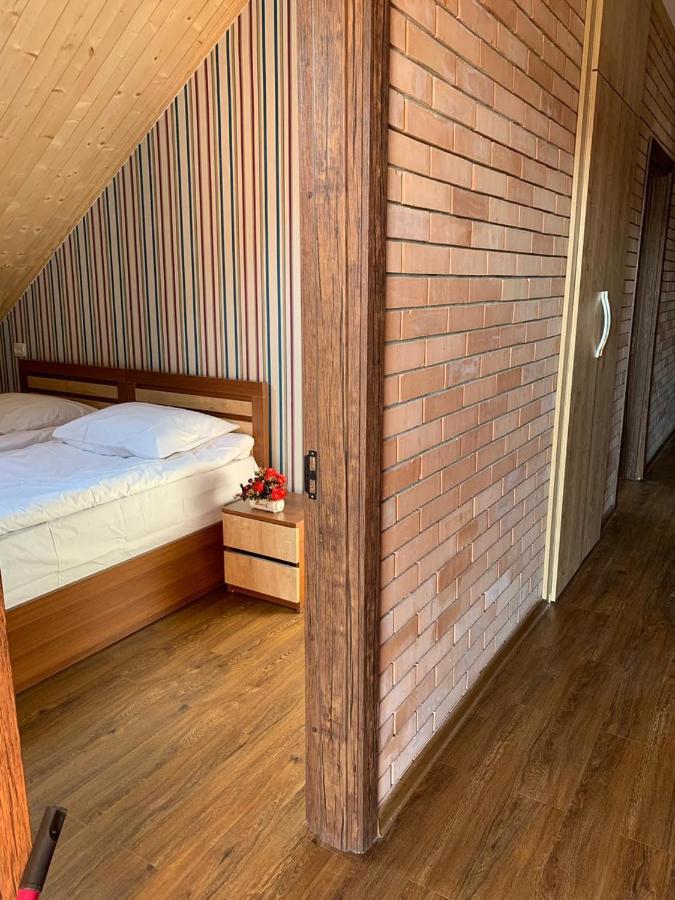 Bolnisi Elia Hotel Bagian luar foto