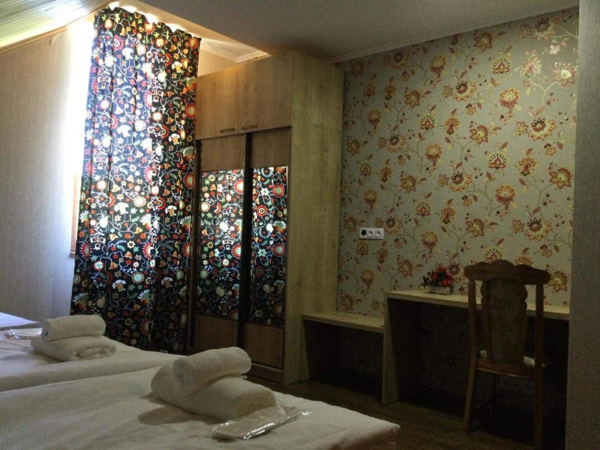 Bolnisi Elia Hotel Bagian luar foto