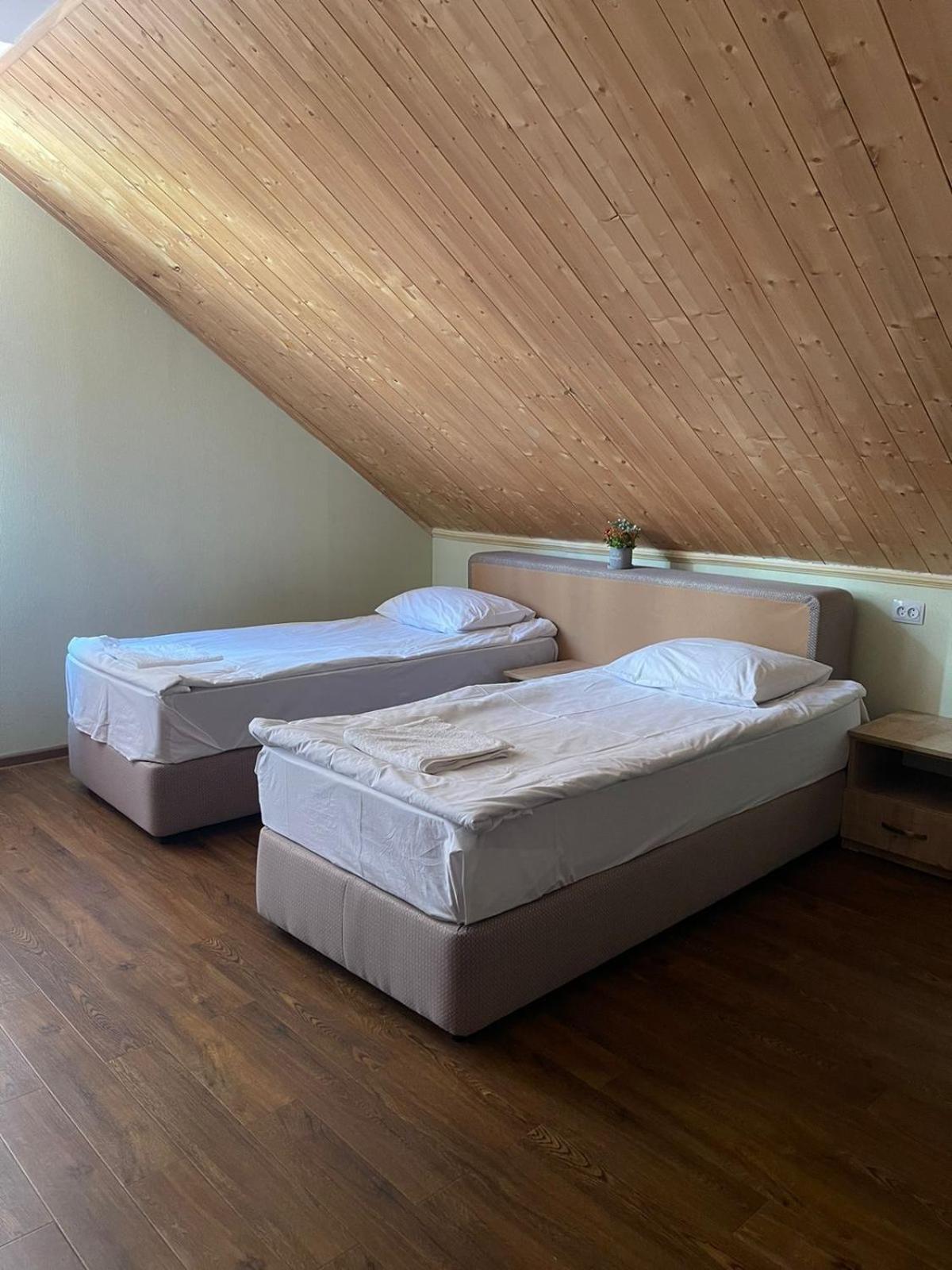 Bolnisi Elia Hotel Bagian luar foto
