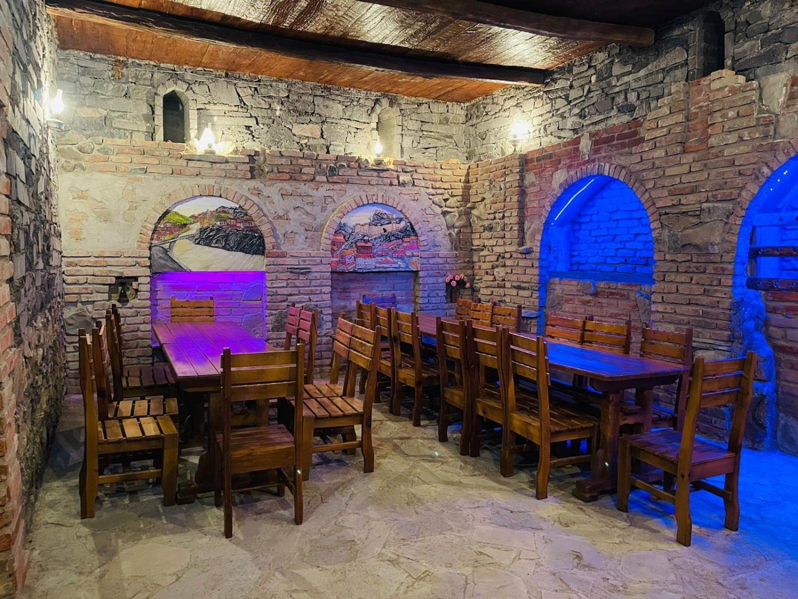 Bolnisi Elia Hotel Bagian luar foto