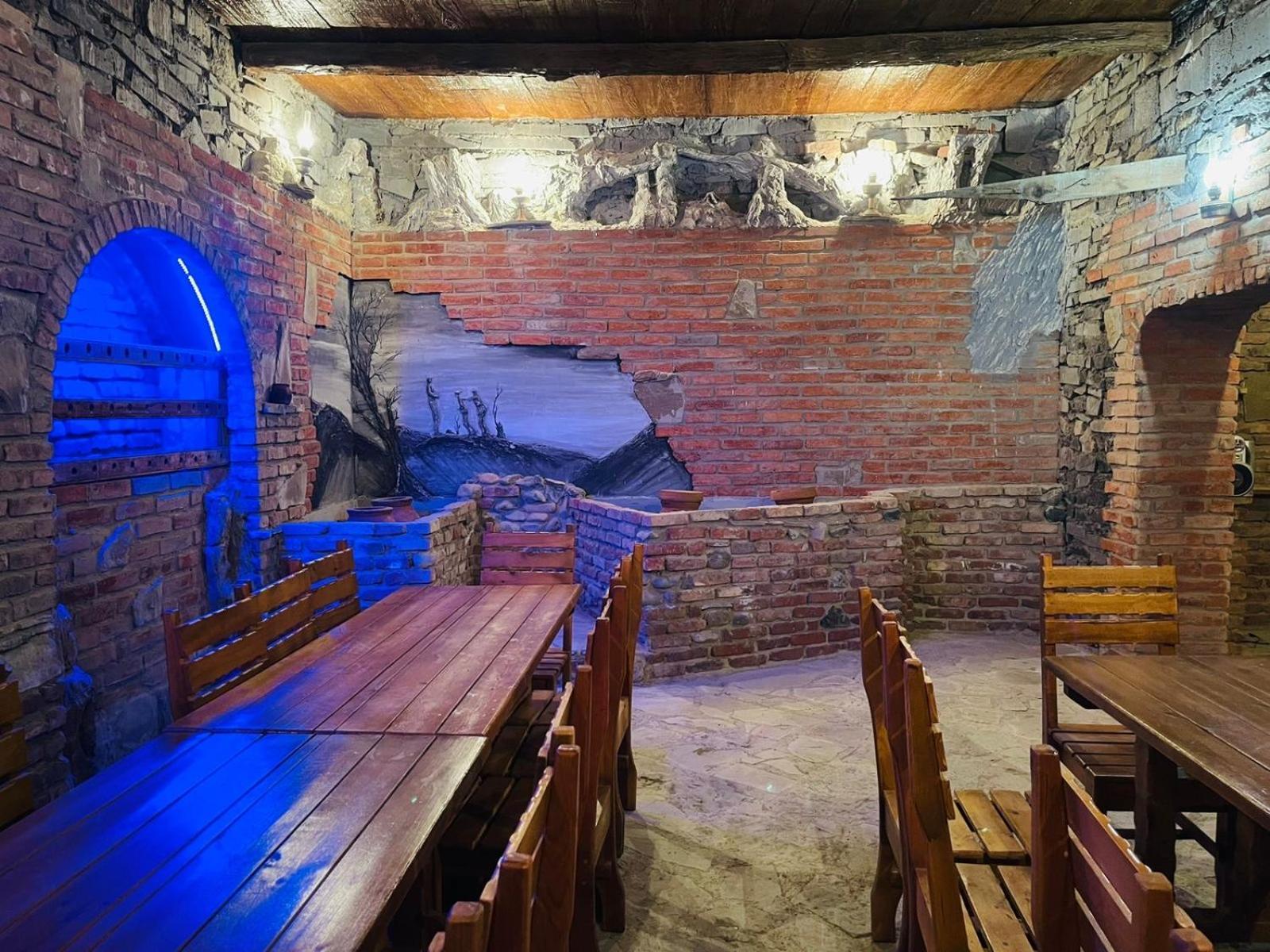 Bolnisi Elia Hotel Bagian luar foto